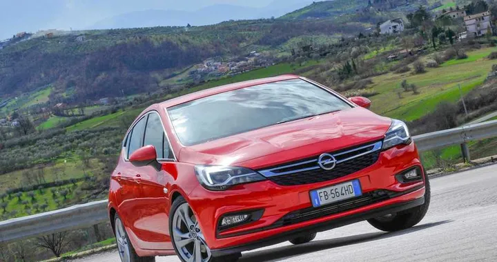 Opel Astra 2016 1.6 CDTi: la prova su strada