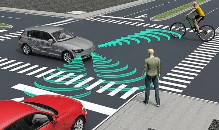 Auto elettriche e ibride: in arrivo il sistema AVAS di suono artificiale
