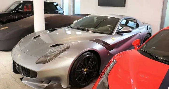 Il prezzo clamoroso di una Ferrari F12tdf usata