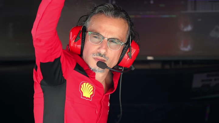 F1: Laurent Mekies saluta la Ferrari