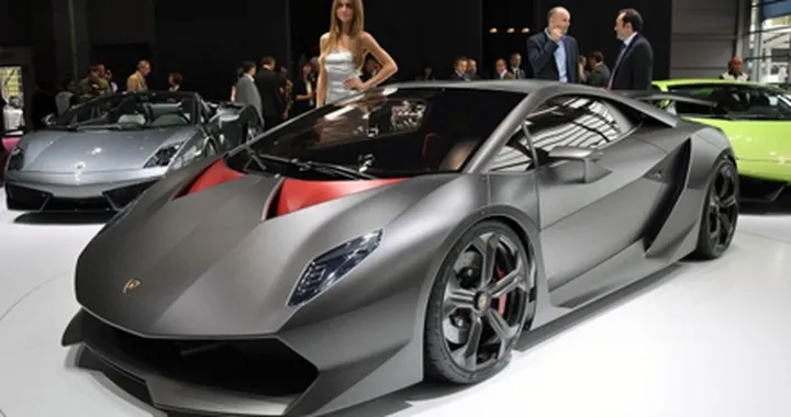 Lamborghini Sesto Elemento, in vendita da ottobre