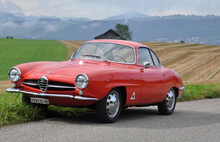 Alfa Romeo Giulia Sprint Speciale 1963: la storia nelle immagini