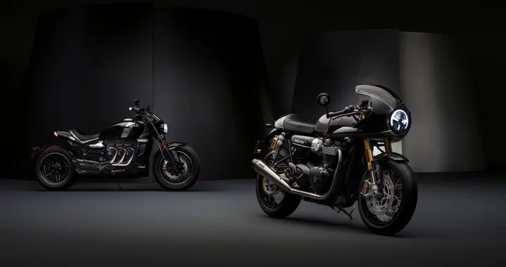 Triumph: al debutto la Thruxton TFC e il concept Rocket TFC