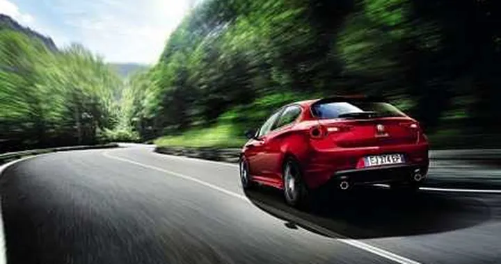 Alfa Romeo Giulietta TCT: prezzi da 24.550 euro