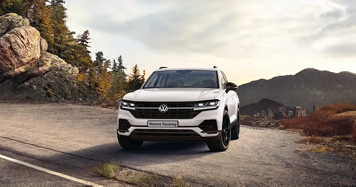 Volkswagen Touareg Black Style: dotazione e prezzi