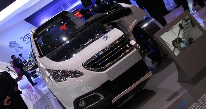 Peugeot 2008 Hybrid Air