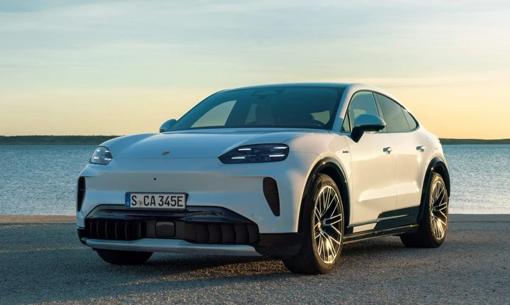 Porsche Cayenne Coupé Electric: autonomia 668 km e 1.156 CV