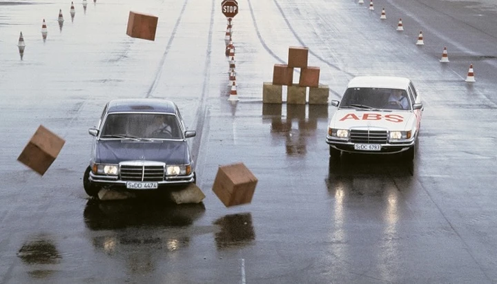 Mercedes: quarant’anni fa debuttava l’ABS