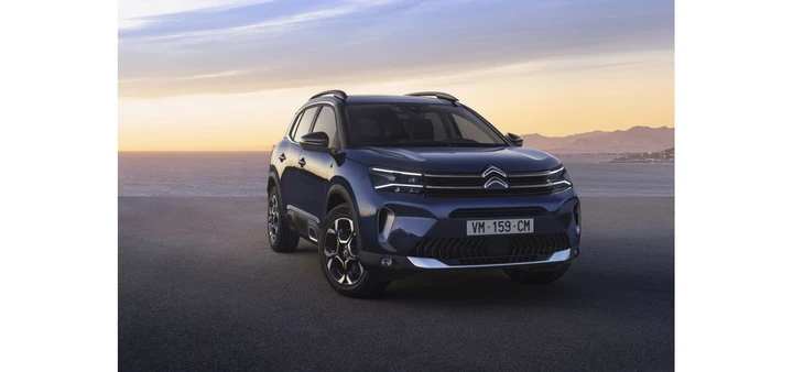 Nuova Citroen C5 Aircross: prezzi da 28.700 euro