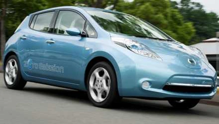 Accordo Hertz-Nissan per introdurre la Leaf nella flotta a noleggio