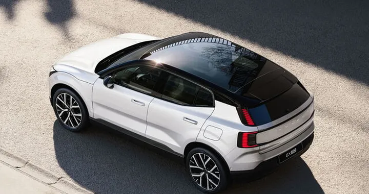 Volvo EX30 2026: arriva la versione da 150 CV, più accessibile e versatile