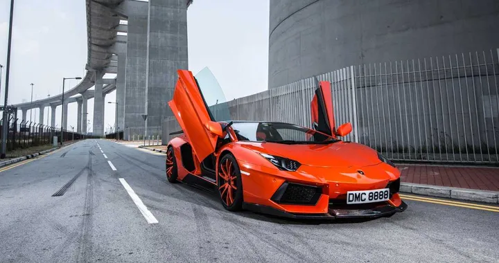 DMC Lamborghini Avantador Molto Veloce