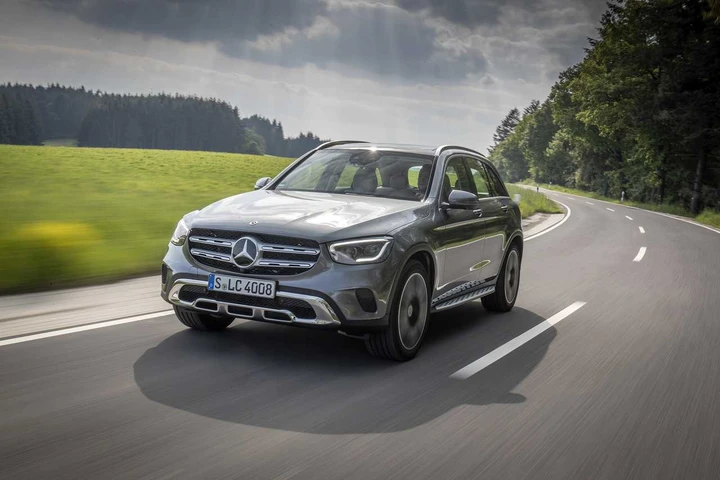 Mercedes GLC 2019, ecco il rinnovato SUV della Stella