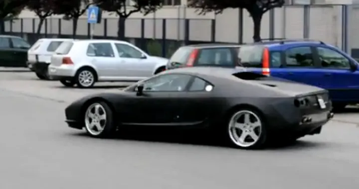 De Tomaso Pantera, è lei nel video spia?