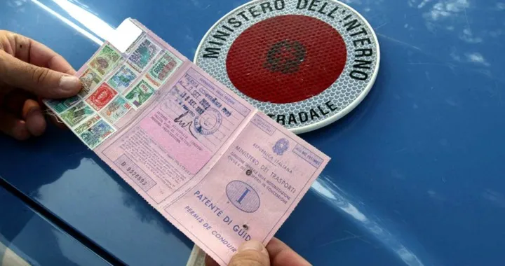 Patente e libretto con stesso intestatario: tutte le informazioni
