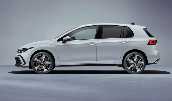 Volkswagen Golf GTE: immagini ufficiali