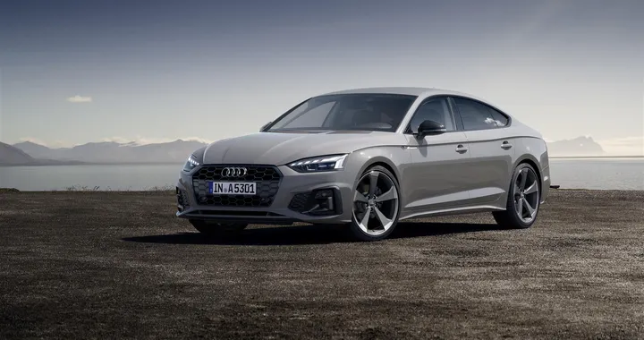 Nuova Audi A5: al via gli ordini delle versioni Sportback, Coupé e Cabriolet