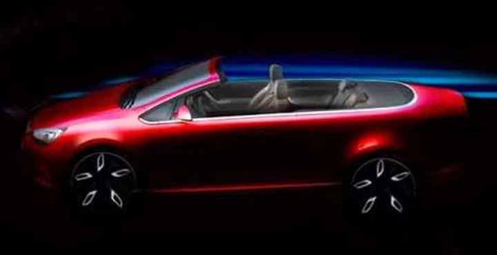 Opel Astra: teaser della versione cabrio