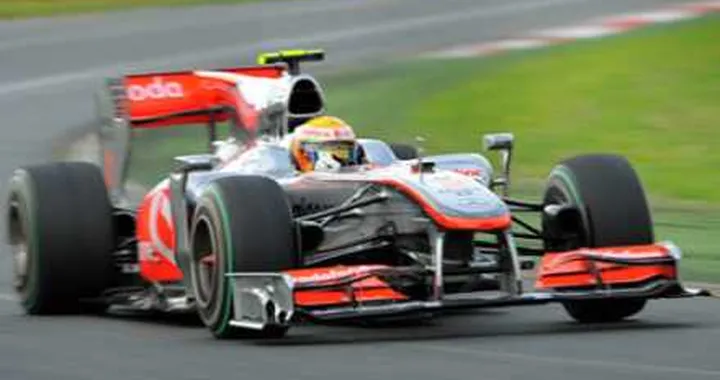 F1: OK la McLaren di Hamilton, dietro la Ferrari