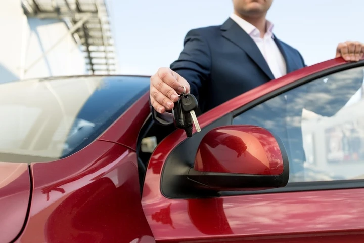 Leasing auto: come funziona, vantaggi e svantaggi