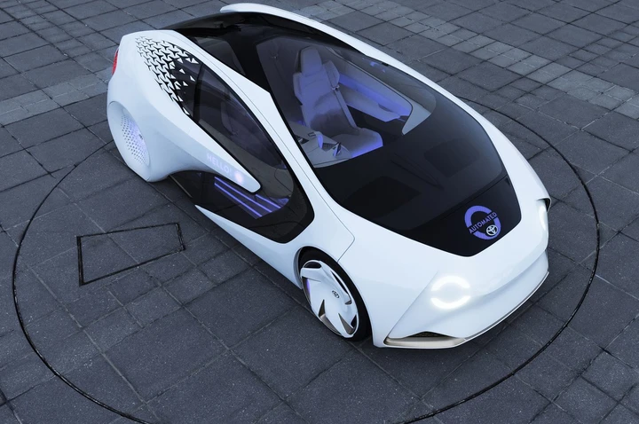 Toyota i Concept: le immagini ufficiali