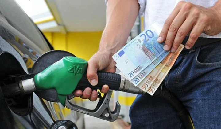 Carburanti: calano i prezzi di benzina, diesel e GPL