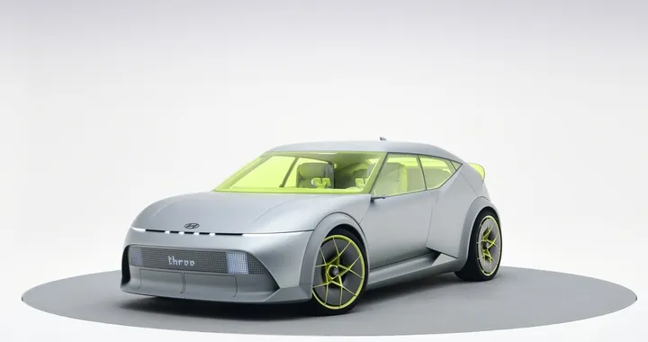 Hyundai Concept THREE: da “Art of Steel” nasce la nuova IONIQ 3
