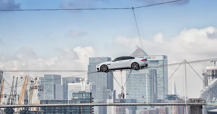 Nuova Jaguar XF 2015: il debutto a New York