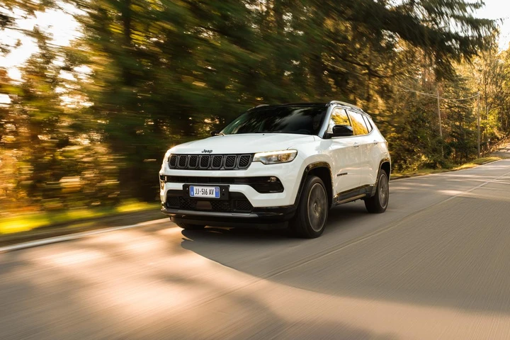 Jeep Compass 2024: si aprono gli ordini del nuovo modello
