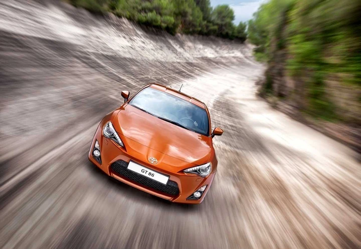 Toyota GT86: sarà anche berlina 4 porte