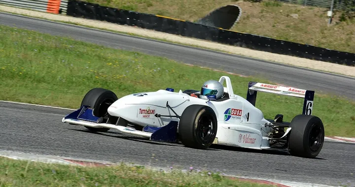 Weekend su due fronti per una Bellspeed a cinque punte