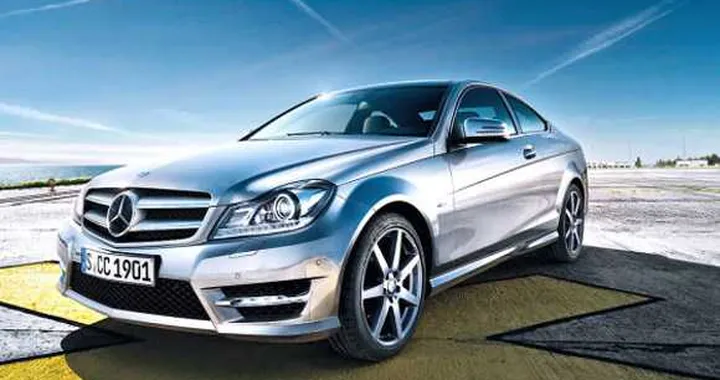 Mercedes Classe C Coupé: le prime immagini ufficiali