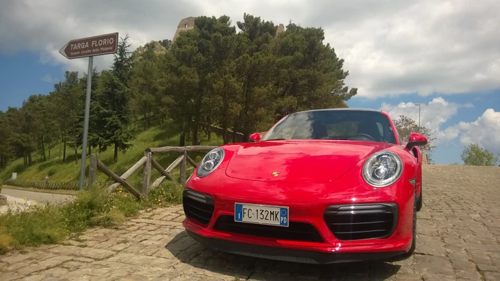 Targa Florio: sulle strade della Sicilia con la Porsche 911 Turbo