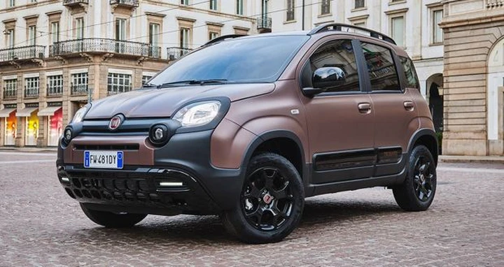 Fiat Panda Trussardi: le immagini ufficiali