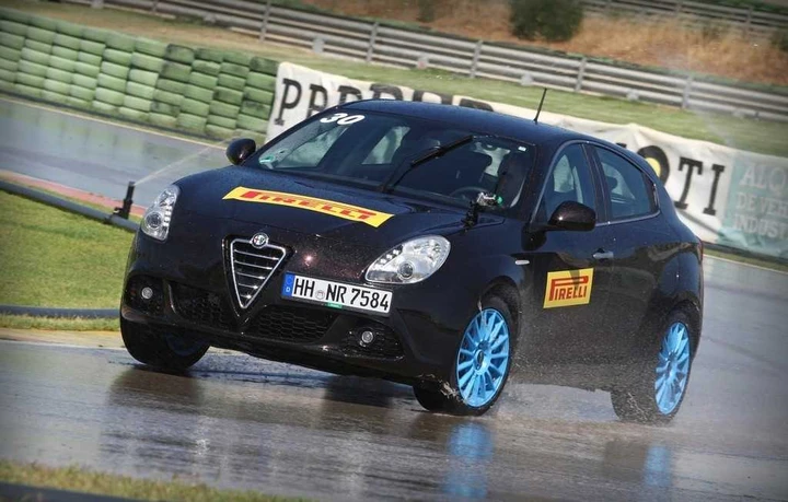 Pirelli Cinturato P7 Blue: la prova a Valencia
