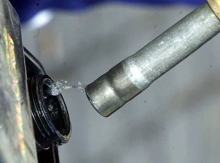 La benzina si produce anche dai batteri