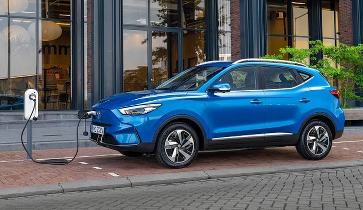 MG ZS EV 2022: dotazioni, prezzi, autonomia