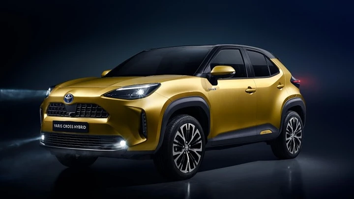 Toyota Yaris Cross: ecco il B-SUV ibrido con trazione integrale