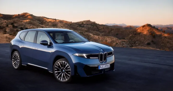 Pirelli sviluppa i nuovi P Zero Elect per BMW iX3 Neue Klasse