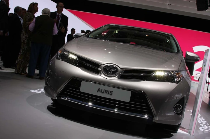 Nuova Toyota Auris: debutta a Parigi 2012