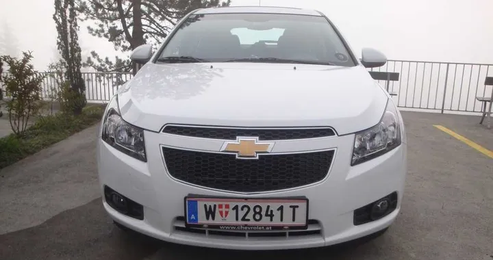 Chevrolet Cruze 1.8 LT 5 porte: la prova su strada