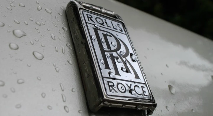 Rolls-Royce: confermata la produzione del SUV