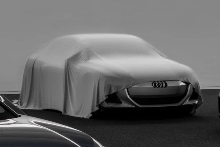 Audi: un teaser anticipa una misteriosa novità elettrica