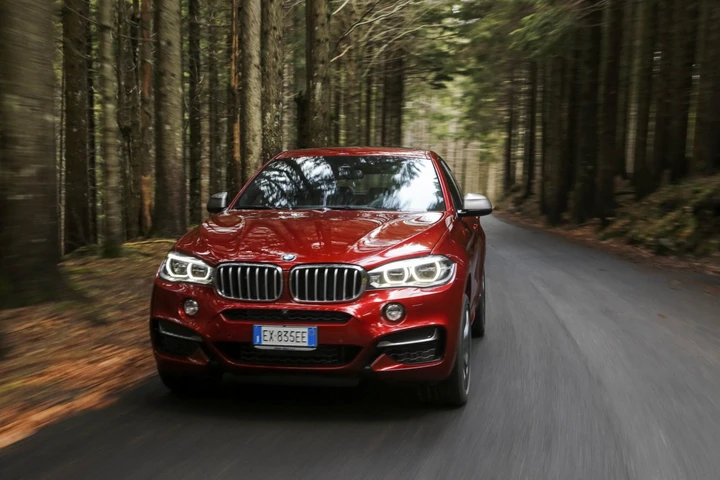Nuova BMW X6 2015: primo contatto