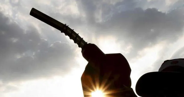 Prezzo benzina: nel 2012 è già record a 1,8 euro