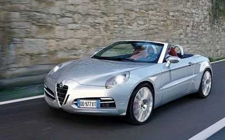 Alfa Romeo Spider, ritorna il Duetto?