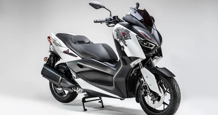 Yamaha XMAX 300 Roma Edition MMXX: serie speciale dedicata alla città Eterna
