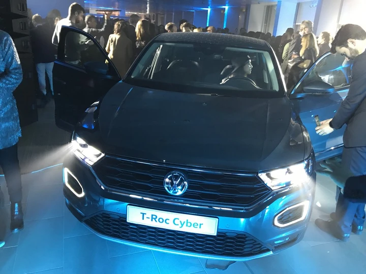 Volkswagen T-Roc Black e Cyber by Garage Italia Customs