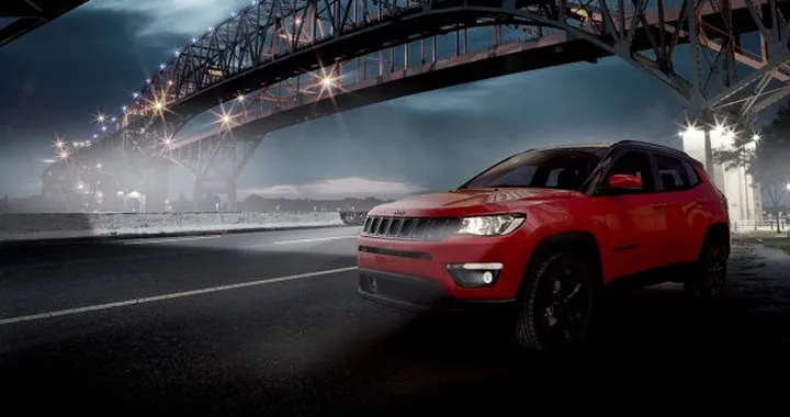 Jeep Compass Night Eagle: serie speciale in stile dark