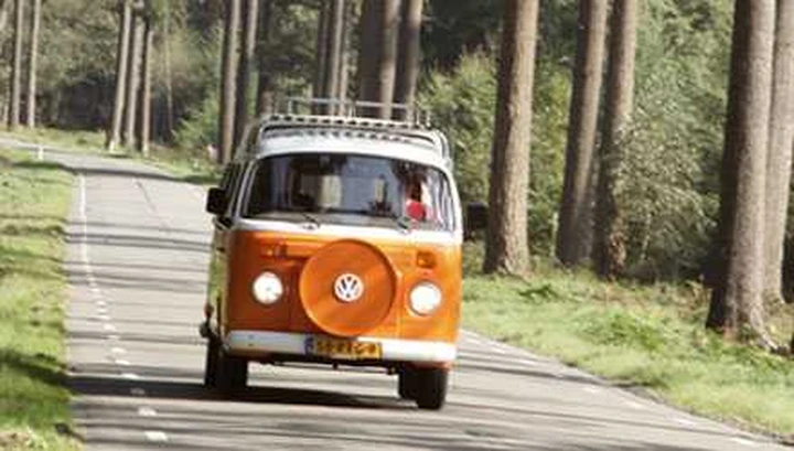 Il pulmino Volkswagen T2 ritorna in Europa